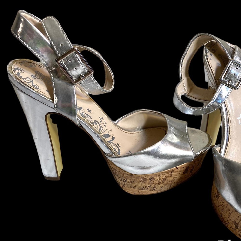 Silver high heeled open toe platform Halloween high heels.
